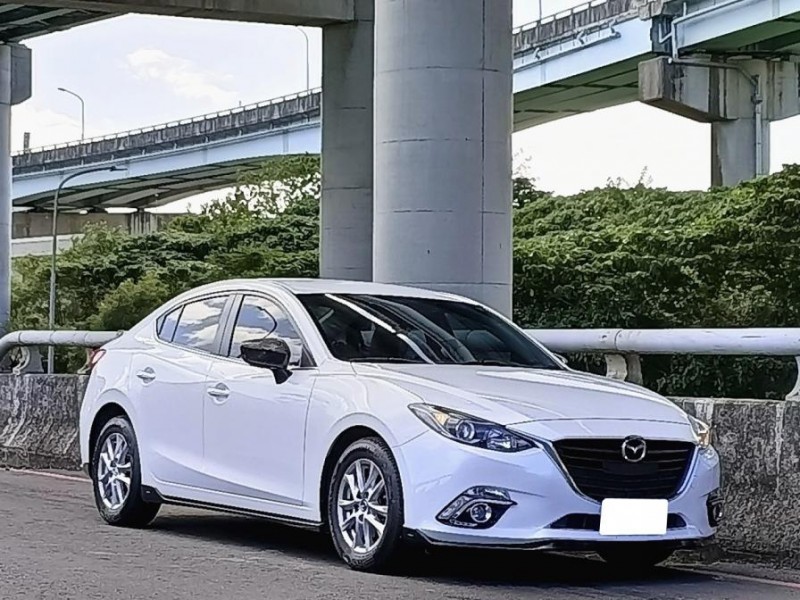 Mazda  Mazda3 不用50萬!白馬王子換你當 | 新北市汽車商業同業公會｜TACA優良車商聯盟｜中古、二手車買車賣車公會認證保固