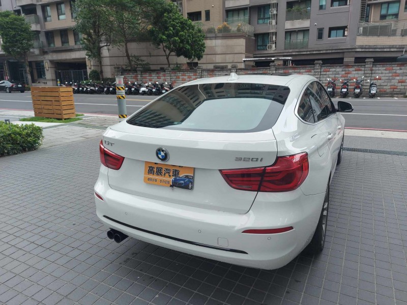 BMW/ 寶馬  3 SERIES  320i GT 2018年頂級M版320GT 渦輪增壓 全景天窗 電尾門 僅跑13萬  全額貸款 | 新北市汽車商業同業公會｜TACA優良車商聯盟｜中古、二手車買車賣車公會認證保固