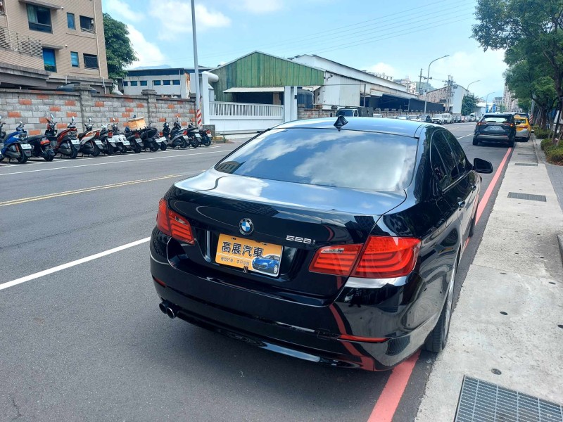 BMW/ 寶馬  5 SERIES  528i 拼成交出價就賣 2012年F10 528i天窗僅跑14萬(原鈑件)車況健全無待修 | 新北市汽車商業同業公會｜TACA優良車商聯盟｜中古、二手車買車賣車公會認證保固
