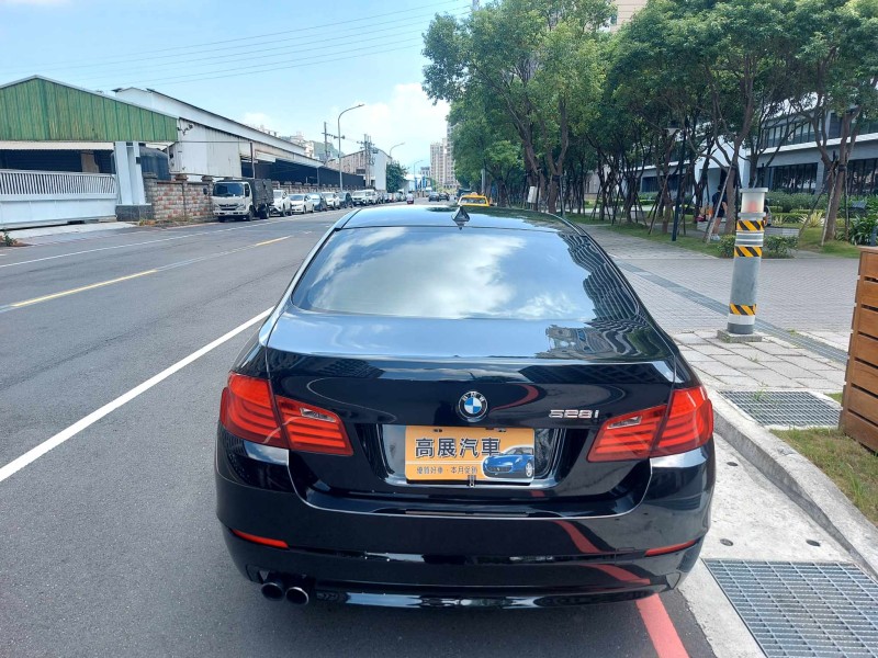 BMW/ 寶馬  5 SERIES  528i 拼成交出價就賣 2012年F10 528i天窗僅跑14萬(原鈑件)車況健全無待修 | 新北市汽車商業同業公會｜TACA優良車商聯盟｜中古、二手車買車賣車公會認證保固