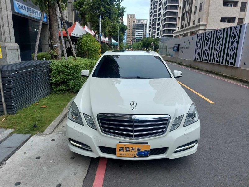 Mercedes-Benz/賓士   E-CLASS  E300 全額貸款 2012年式賓士E300 頂級天窗 環景攝影 耗材都已更換過 一手車 | 新北市汽車商業同業公會｜TACA優良車商聯盟｜中古、二手車買車賣車公會認證保固