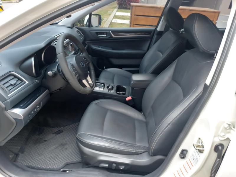 Subaru  Outback 2016 速霸陸OUTBACK 2.5i-S版 頂級天窗電尾門 一手車保證 認證 | 新北市汽車商業同業公會｜TACA優良車商聯盟｜中古、二手車買車賣車公會認證保固