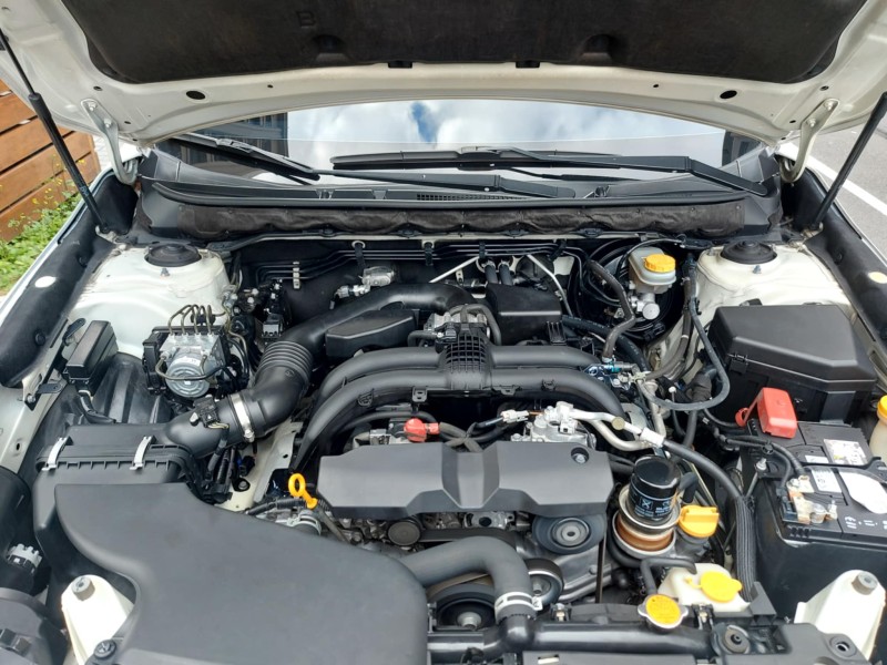 Subaru  Outback 2016 速霸陸OUTBACK 2.5i-S版 頂級天窗電尾門 一手車保證 認證 | 新北市汽車商業同業公會｜TACA優良車商聯盟｜中古、二手車買車賣車公會認證保固