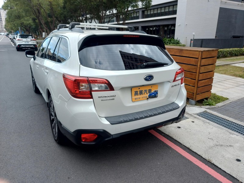 Subaru  Outback 2016 速霸陸OUTBACK 2.5i-S版 頂級天窗電尾門 一手車保證 認證 | 新北市汽車商業同業公會｜TACA優良車商聯盟｜中古、二手車買車賣車公會認證保固