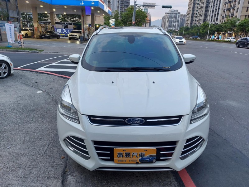 Ford/福特  Kuga 全額貸 2015年KUGA 1.5都會尊貴版 全景天窗 電尾門 實跑6萬 | 新北市汽車商業同業公會｜TACA優良車商聯盟｜中古、二手車買車賣車公會認證保固