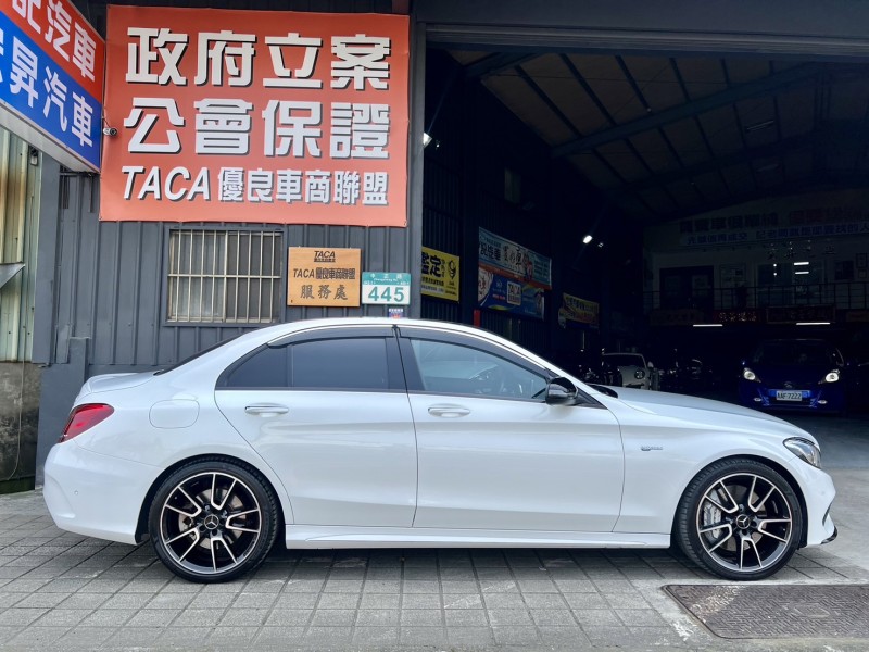 Mercedes-Benz/賓士   C-CLASS  C43 找記老闆實價～正2017年Benz C43 AMG抬顯/23P跟車/9速變速箱 | 新北市汽車商業同業公會｜TACA優良車商聯盟｜中古、二手車買車賣車公會認證保固