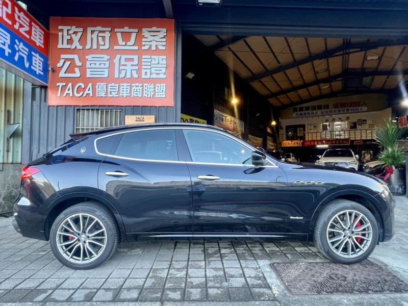 Maserati 瑪莎拉蒂  Grand Sport 找記老闆實價～正19年Levante SQ4 GS小改款跟車/賽車椅/B&W音響 | 新北市汽車商業同業公會｜TACA優良車商聯盟｜中古、二手車買車賣車公會認證保固