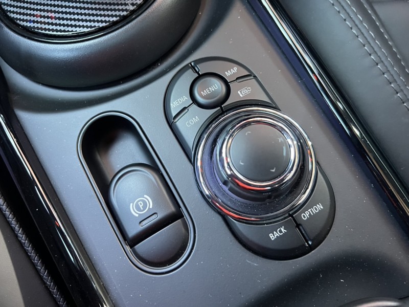 MINI  Clubman S 找記老闆~2023年型MINI Clubman JCW 馬力306P | 新北市汽車商業同業公會｜TACA優良車商聯盟｜中古、二手車買車賣車公會認證保固