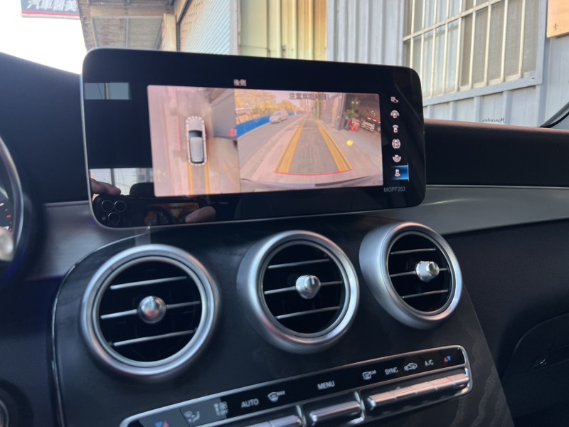 Mercedes-Benz/賓士   GLC-CLASS  GLC300 找記老闆~正20年Benz GLC300 AMG/環景/全景天窗/柏林之音 | 新北市汽車商業同業公會｜TACA優良車商聯盟｜中古、二手車買車賣車公會認證保固