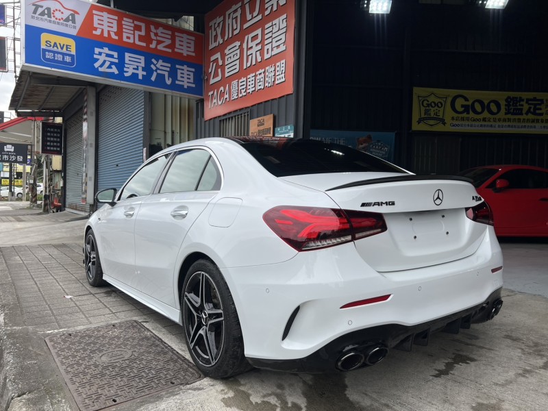 Mercedes-Benz/賓士   A-CLASS  A35 找記老闆實價~正2021年Benz A35 AMG全景/摸門/夜色/306P馬力 | 新北市汽車商業同業公會｜TACA優良車商聯盟｜中古、二手車買車賣車公會認證保固