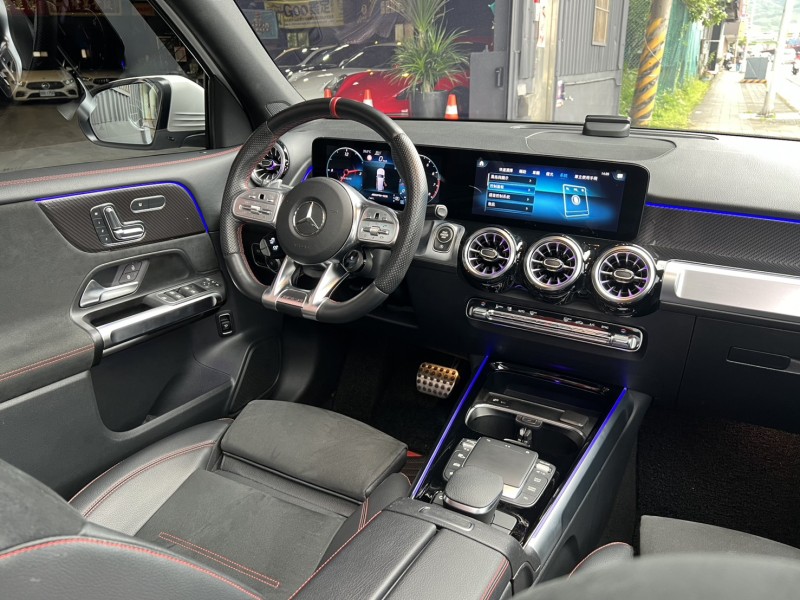 Mercedes-Benz/賓士   GLB-CLASS 找記老闆實價~正2022年Benz GLB35 AMG 23P跟車/電懸/U88 | 新北市汽車商業同業公會｜TACA優良車商聯盟｜中古、二手車買車賣車公會認證保固
