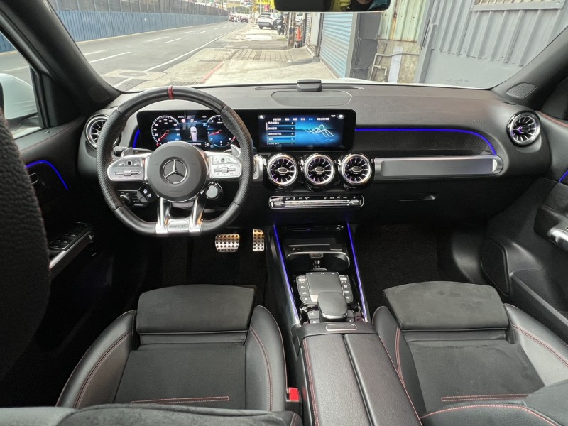 Mercedes-Benz/賓士   GLB-CLASS 找記老闆實價~正2022年Benz GLB35 AMG 23P跟車/電懸/U88 | 新北市汽車商業同業公會｜TACA優良車商聯盟｜中古、二手車買車賣車公會認證保固