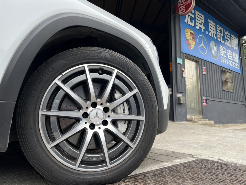 Mercedes-Benz/賓士   GLB-CLASS  GLB35 AMG 找記老闆~正2022年GLB35 AMG 23P跟車/U88跑車旋鈕/跑4萬公里 | 新北市汽車商業同業公會｜TACA優良車商聯盟｜中古、二手車買車賣車公會認證保固