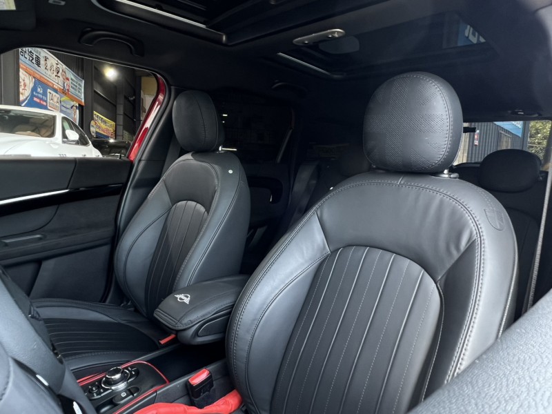 MINI  Countryman 記老闆~正23年Countryman JCW 四傳/抬顯/HK/免鑰/全景/跟 | 新北市汽車商業同業公會｜TACA優良車商聯盟｜中古、二手車買車賣車公會認證保固