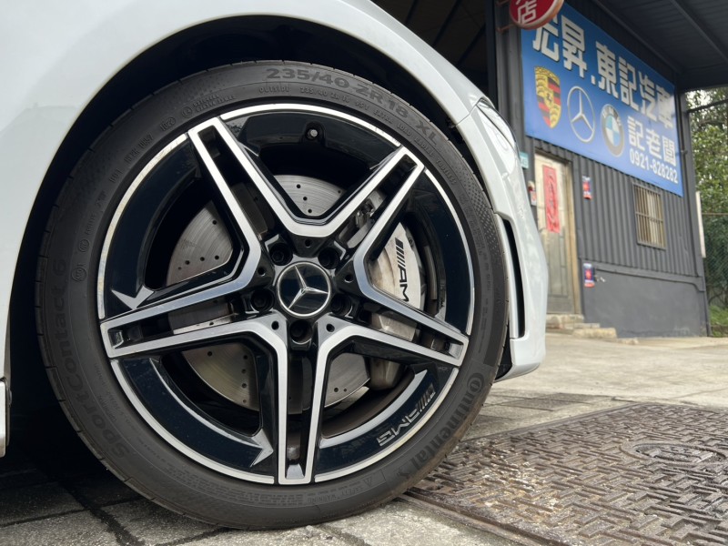 Mercedes-Benz/賓士   A-CLASS  A35 找記老闆實價~正22年Benz A35 AMG全景/摸門/U88按鍵/夜色 | 新北市汽車商業同業公會｜TACA優良車商聯盟｜中古、二手車買車賣車公會認證保固