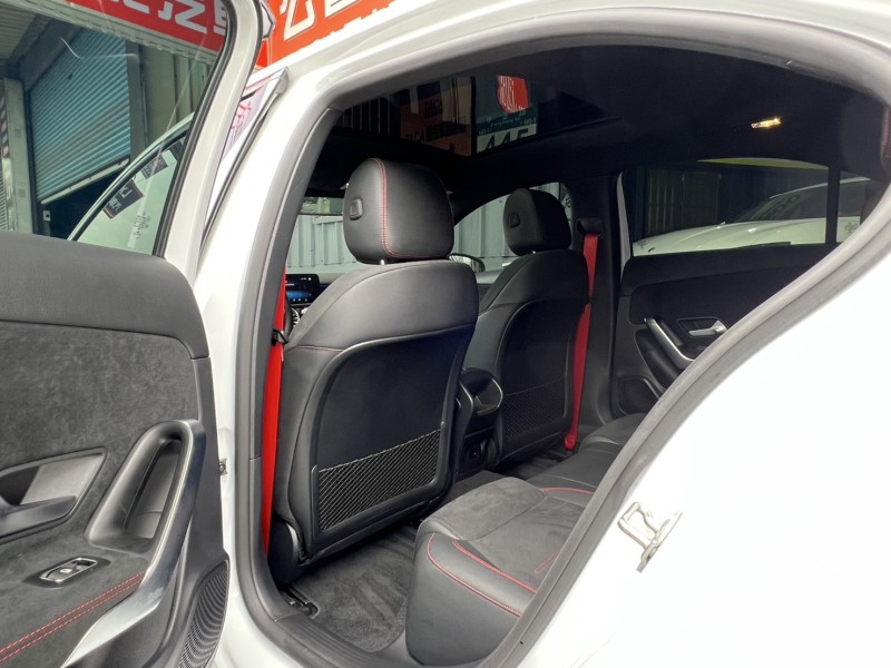 Mercedes-Benz/賓士   A-CLASS  A35 找記老闆實價~正22年Benz A35 AMG全景/摸門/U88按鍵/夜色 | 新北市汽車商業同業公會｜TACA優良車商聯盟｜中古、二手車買車賣車公會認證保固