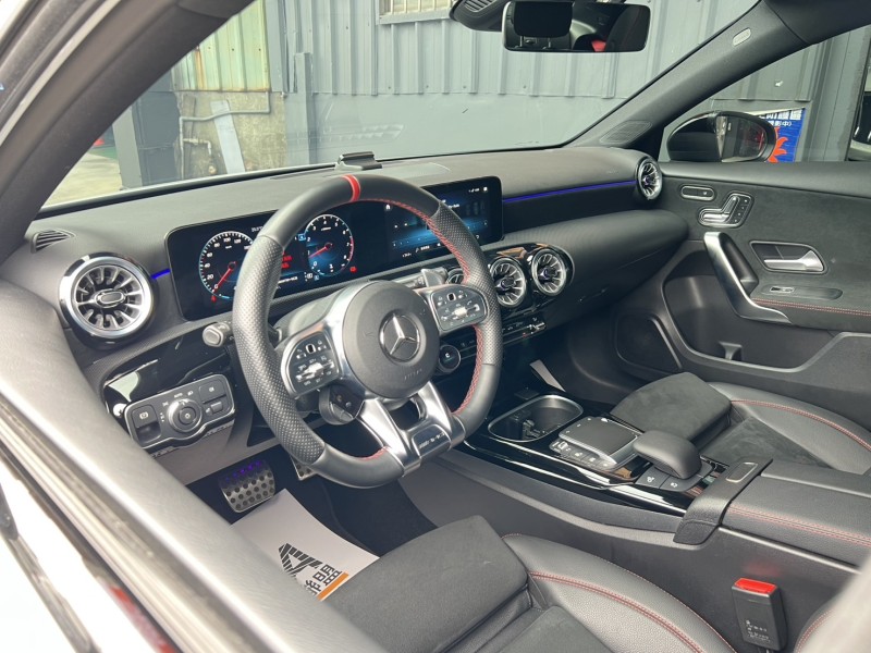 Mercedes-Benz/賓士   A-CLASS  A35 找記老闆實價~正22年Benz A35 AMG全景/摸門/U88按鍵/夜色 | 新北市汽車商業同業公會｜TACA優良車商聯盟｜中古、二手車買車賣車公會認證保固