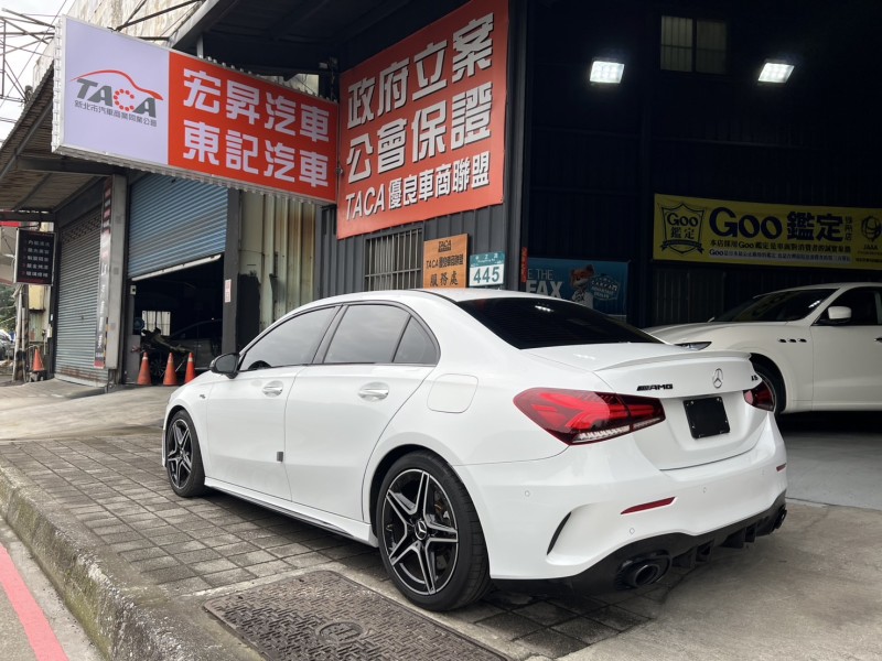Mercedes-Benz/賓士   A-CLASS  A35 找記老闆實價~正22年Benz A35 AMG全景/摸門/U88按鍵/夜色 | 新北市汽車商業同業公會｜TACA優良車商聯盟｜中古、二手車買車賣車公會認證保固