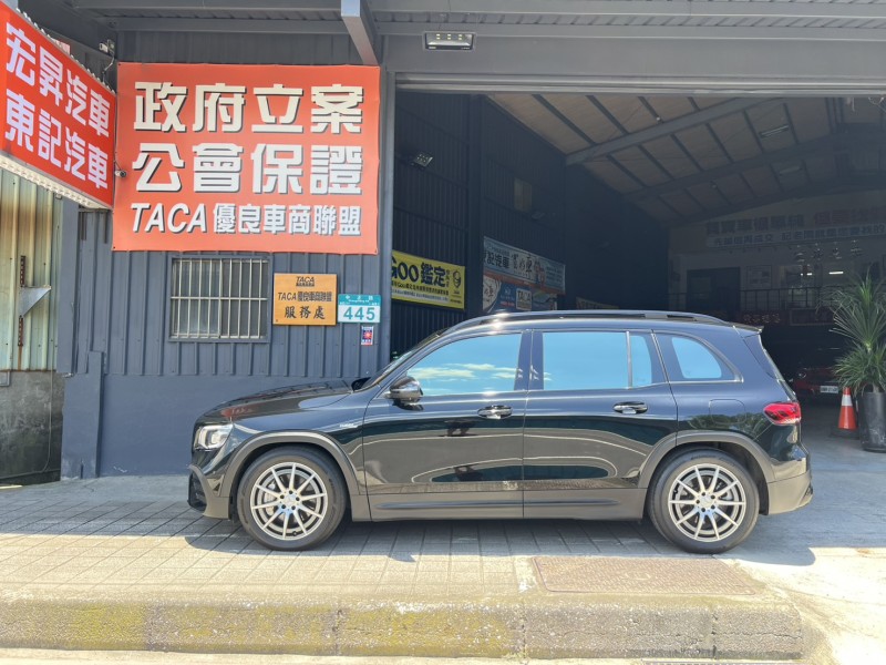 Mercedes-Benz/賓士   GLB-CLASS  GLB35 AMG 找記老闆~正2022年GLB35 AMG 23P跟車/U88跑車旋鈕/跑4.4萬 | 新北市汽車商業同業公會｜TACA優良車商聯盟｜中古、二手車買車賣車公會認證保固