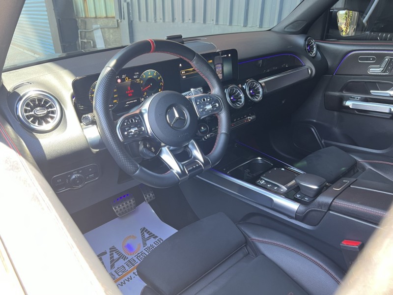 Mercedes-Benz/賓士   GLB-CLASS  GLB35 AMG 找記老闆~正2022年GLB35 AMG 23P跟車/U88跑車旋鈕/跑4.4萬 | 新北市汽車商業同業公會｜TACA優良車商聯盟｜中古、二手車買車賣車公會認證保固