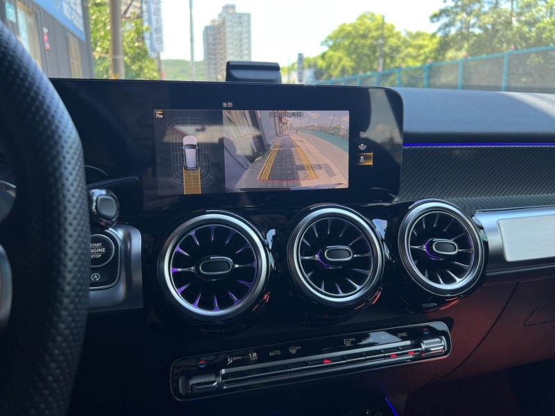 Mercedes-Benz/賓士   GLB-CLASS  GLB35 AMG 找記老闆~正2022年GLB35 AMG 23P跟車/U88跑車旋鈕/跑4.4萬 | 新北市汽車商業同業公會｜TACA優良車商聯盟｜中古、二手車買車賣車公會認證保固