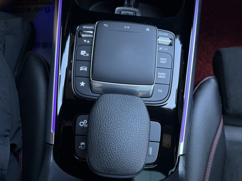 Mercedes-Benz/賓士   GLB-CLASS  GLB35 AMG 找記老闆~正2022年GLB35 AMG 23P跟車/U88跑車旋鈕/跑4.4萬 | 新北市汽車商業同業公會｜TACA優良車商聯盟｜中古、二手車買車賣車公會認證保固