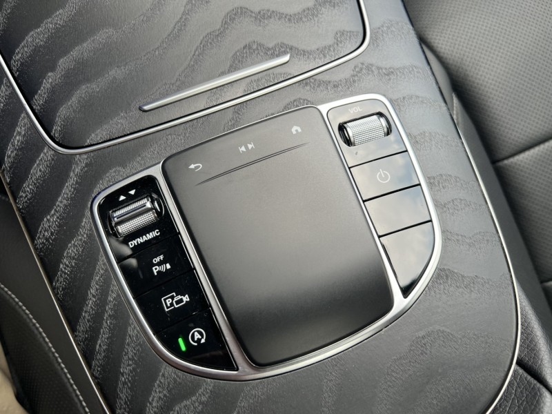 Mercedes-Benz/賓士   E-CLASS  E250 找記老闆~23年型E250E300AMG P20/多光束/柏林/抬顯/冷熱通風椅 | 新北市汽車商業同業公會｜TACA優良車商聯盟｜中古、二手車買車賣車公會認證保固