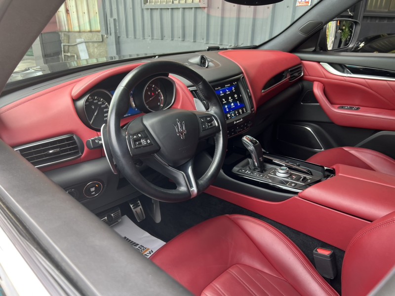 Maserati 瑪莎拉蒂  Levante 找記老闆實價～正2018年Levante SQ4 GS小改款跟車 | 新北市汽車商業同業公會｜TACA優良車商聯盟｜中古、二手車買車賣車公會認證保固