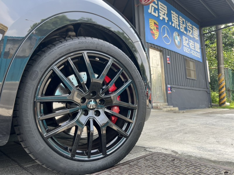 Maserati 瑪莎拉蒂  Levante 找記老闆實價～正2018年Levante SQ4 GS小改款跟車 | 新北市汽車商業同業公會｜TACA優良車商聯盟｜中古、二手車買車賣車公會認證保固