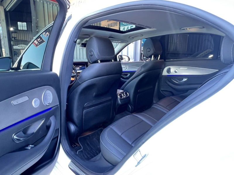 Mercedes-Benz/賓士   E-CLASS  E300 找記老闆~正2019年E300 AMG 多光束/環景/柏林/抬顯/冷熱通風椅 | 新北市汽車商業同業公會｜TACA優良車商聯盟｜中古、二手車買車賣車公會認證保固