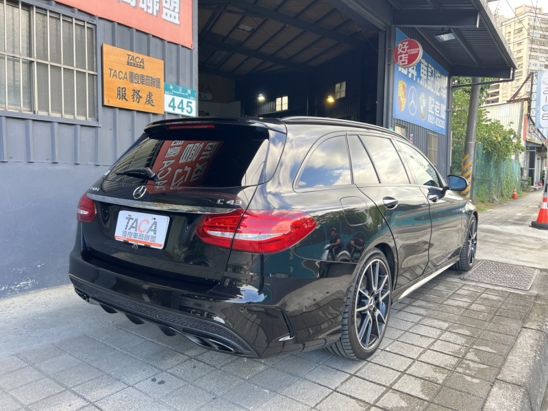 Mercedes-Benz/賓士   C-CLASS  C43 找記老闆~正2017年Benz C43 五門AMG 23P/雙魚眼/柏林/抬顯 | 新北市汽車商業同業公會｜TACA優良車商聯盟｜中古、二手車買車賣車公會認證保固