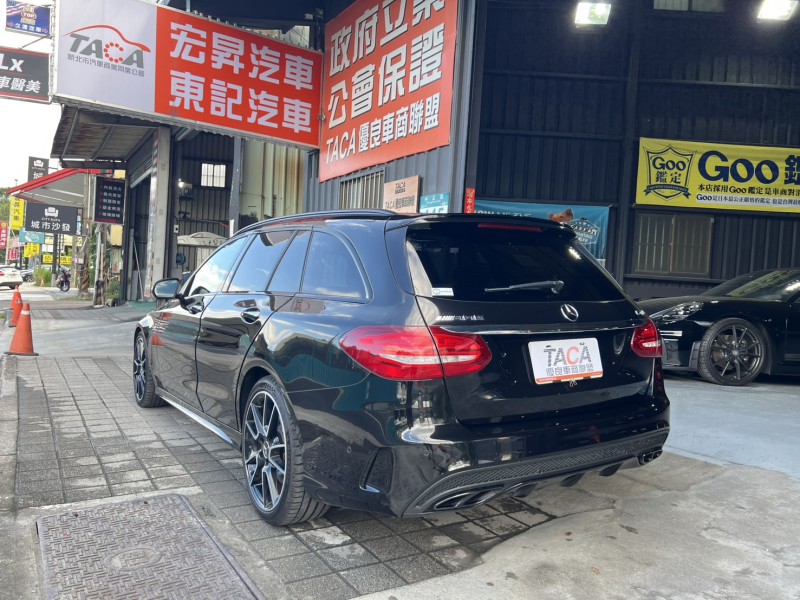 Mercedes-Benz/賓士   C-CLASS  C43 找記老闆~正2017年Benz C43 五門AMG 23P/雙魚眼/柏林/抬顯 | 新北市汽車商業同業公會｜TACA優良車商聯盟｜中古、二手車買車賣車公會認證保固