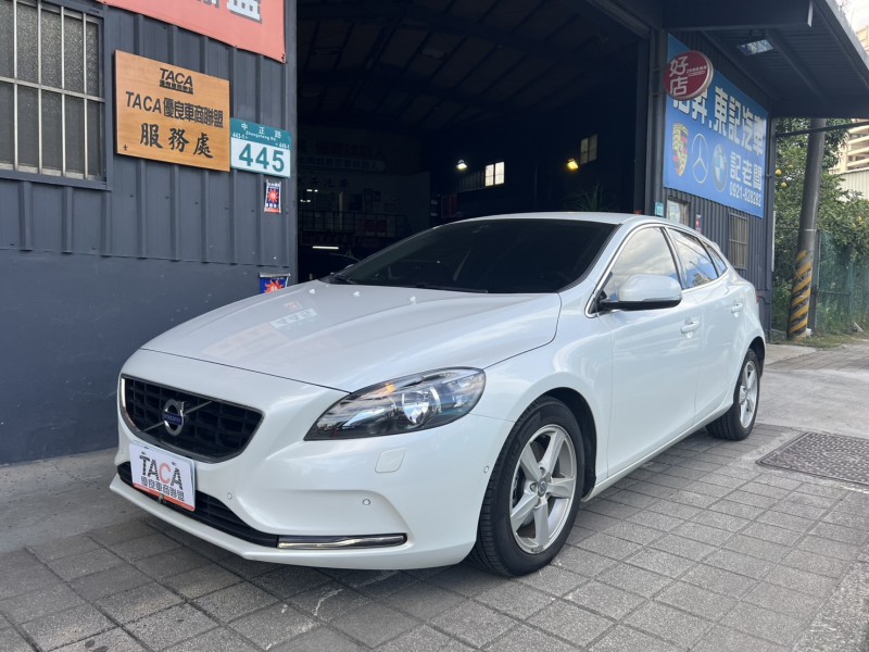 Volvo  V40 保證實價28萬～15年型 V40 T4 免鑰摸門/一手車/實跑58900公里 | 新北市汽車商業同業公會｜TACA優良車商聯盟｜中古、二手車買車賣車公會認證保固