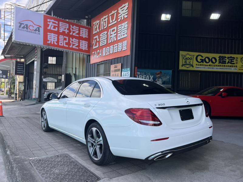 Mercedes-Benz/賓士   E-CLASS  E300 找記老闆實價126萬~正2019年Benz E300 履約實跑7.7萬公里 | 新北市汽車商業同業公會｜TACA優良車商聯盟｜中古、二手車買車賣車公會認證保固