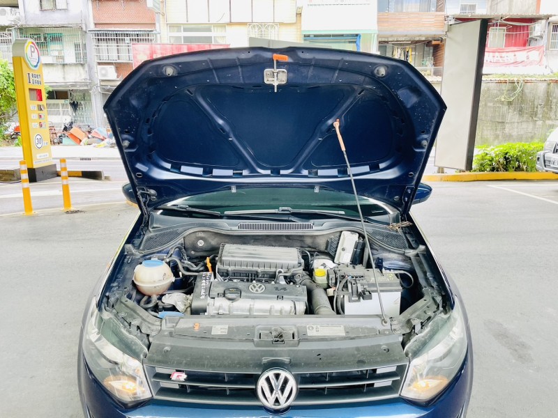 Volkswagen 福斯  Polo 實車實價Polo 1.4超優質代步車 可分期 | 新北市汽車商業同業公會｜TACA優良車商聯盟｜中古、二手車買車賣車公會認證保固