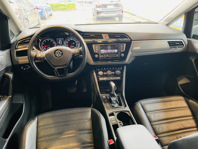 Volkswagen 福斯  Touran 實車實價 百變魔術大空間Touran 280tsi CL家庭號七人座休旅車 | 新北市汽車商業同業公會｜TACA優良車商聯盟｜中古、二手車買車賣車公會認證保固