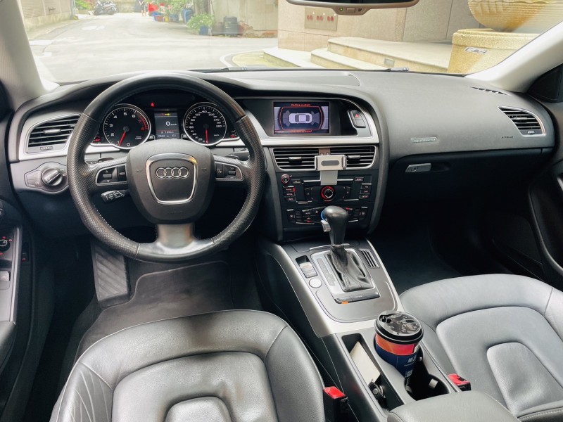 Audi  A5 優雅品味Audi A5 Coupe原鈑件漂亮車況 可分期 | 新北市汽車商業同業公會｜TACA優良車商聯盟｜中古、二手車買車賣車公會認證保固