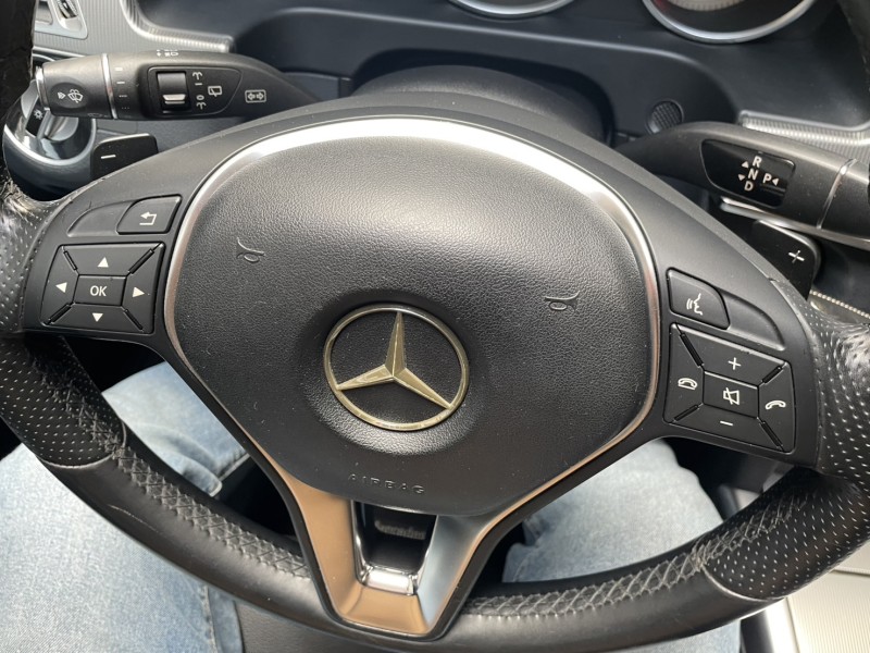 Mercedes-Benz/賓士   E-CLASS  E200 實車實價E200 Estate超豪華精品旅行車 可分期 | 新北市汽車商業同業公會｜TACA優良車商聯盟｜中古、二手車買車賣車公會認證保固