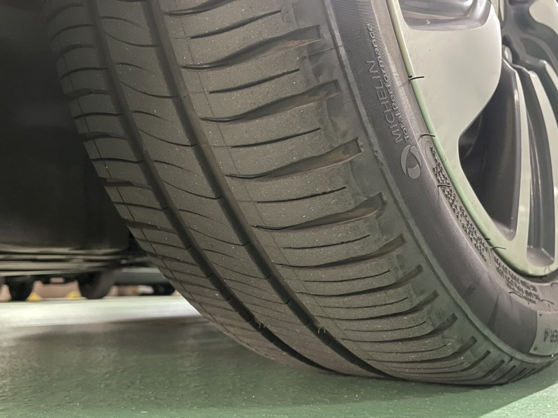 Suzuki  SWIFT 實車實價Swift 1.0T新車一手至今原廠保養 | 新北市汽車商業同業公會｜TACA優良車商聯盟｜中古、二手車買車賣車公會認證保固