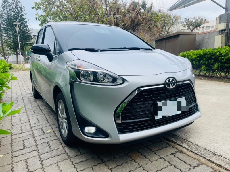 Toyota  SIENTA 實車實價可分期Sienta僅跑4千公里 原漆原鈑Yaris Livina可參考 | 新北市汽車商業同業公會｜TACA優良車商聯盟｜中古、二手車買車賣車公會認證保固