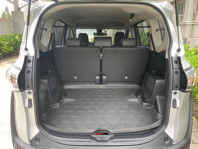 Toyota  SIENTA 實車實價可分期Sienta僅跑4千公里 原漆原鈑Yaris Livina可參考 | 新北市汽車商業同業公會｜TACA優良車商聯盟｜中古、二手車買車賣車公會認證保固