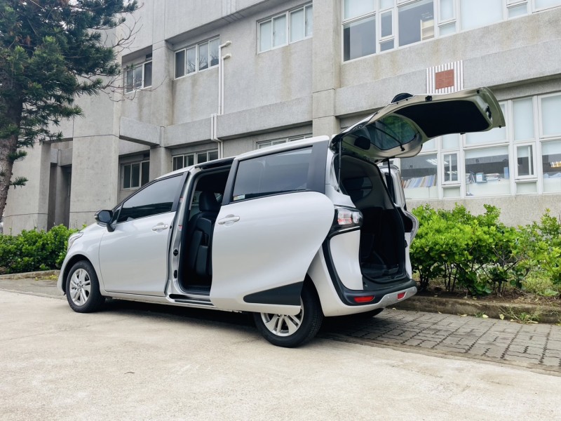 Toyota  SIENTA 實車實價可分期Sienta僅跑4千公里 原漆原鈑Yaris Livina可參考 | 新北市汽車商業同業公會｜TACA優良車商聯盟｜中古、二手車買車賣車公會認證保固