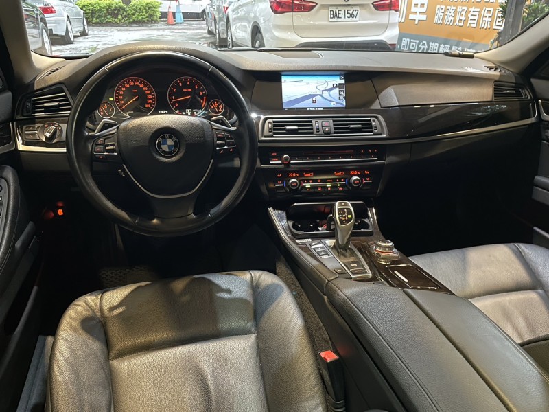 BMW/ 寶馬  5 SERIES  523i 實車實價BMW 523i 豪華精品代步車 可分期 | 新北市汽車商業同業公會｜TACA優良車商聯盟｜中古、二手車買車賣車公會認證保固