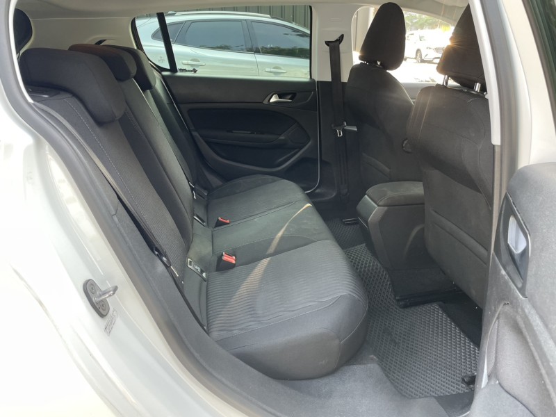 Peugeot 寶獅  308 實車實價可分期Peugeot 308精品代步小車 | 新北市汽車商業同業公會｜TACA優良車商聯盟｜中古、二手車買車賣車公會認證保固