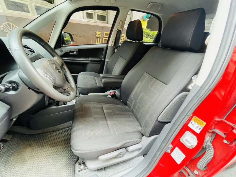 Suzuki  SX4 實車實價可分期SX4輕巧省油好停車Swift Yaris Tiida可參考 | 新北市汽車商業同業公會｜TACA優良車商聯盟｜中古、二手車買車賣車公會認證保固