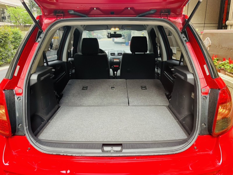 Suzuki  SX4 實車實價可分期SX4輕巧省油好停車Swift Yaris Tiida可參考 | 新北市汽車商業同業公會｜TACA優良車商聯盟｜中古、二手車買車賣車公會認證保固
