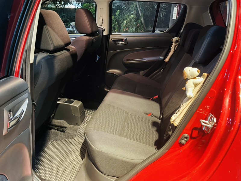 Suzuki  SWIFT 實車實價可分期Swift GLX超優質代步小車Yaris Fit Polo可參考 | 新北市汽車商業同業公會｜TACA優良車商聯盟｜中古、二手車買車賣車公會認證保固
