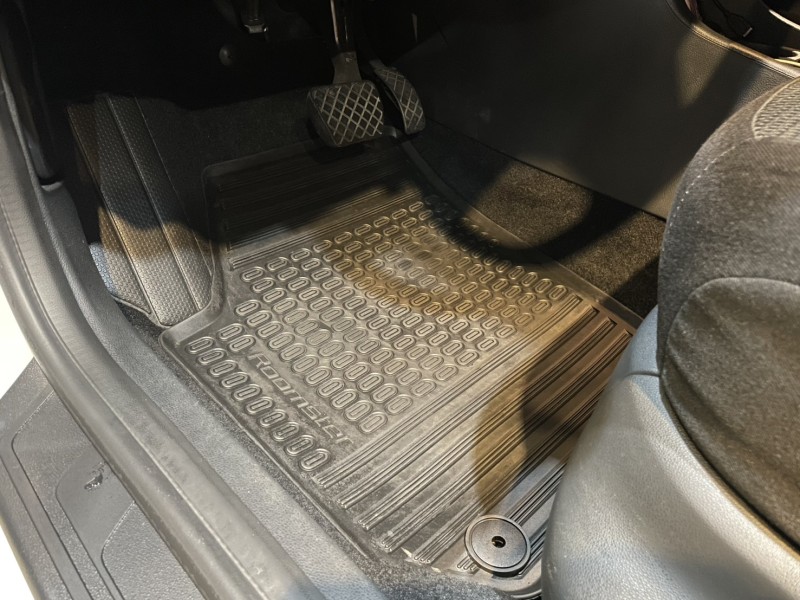Skoda  Roomster 實車實價可分期Roomster 1.2tsi精品代步小車 | 新北市汽車商業同業公會｜TACA優良車商聯盟｜中古、二手車買車賣車公會認證保固