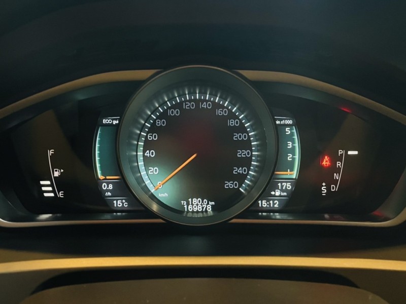 Volvo  V40 實車實價可分期V40 D4 Cross Country豪華精品代步車 | 新北市汽車商業同業公會｜TACA優良車商聯盟｜中古、二手車買車賣車公會認證保固