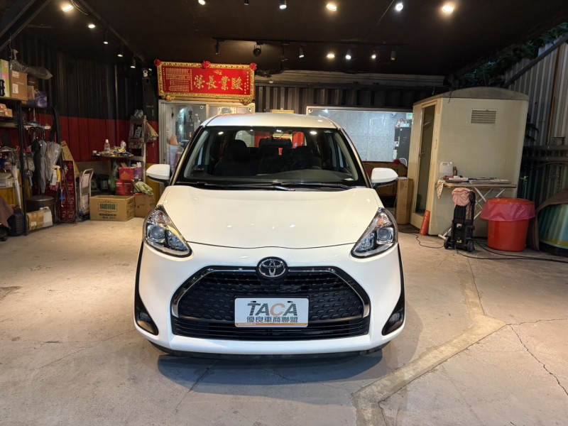 Toyota  SIENTA 實車實價可分期 僅跑6萬公里 頂級雙電滑Sienta 1.8 | 新北市汽車商業同業公會｜TACA優良車商聯盟｜中古、二手車買車賣車公會認證保固